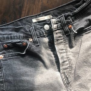 Washed black wedgie Levi’s 27x26